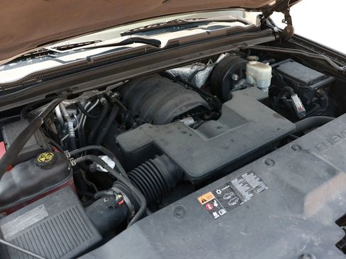 Used 2015 Chevrolet Suburban LTZ AWD/4WD image 51