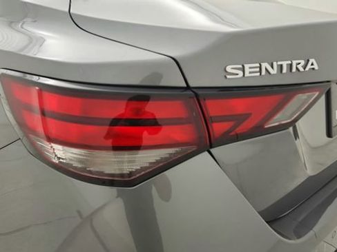 Used 2024 Nissan Sentra SV image 9