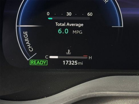 Certified 2025 Toyota Sienna Limited image 16