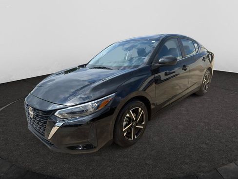 Used 2025 Nissan Sentra SV FWD image 1