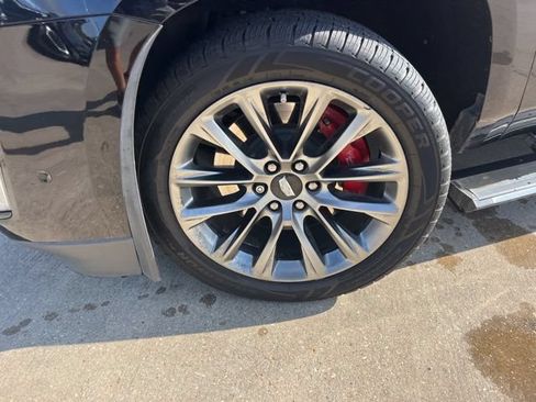 Used 2020 Cadillac Escalade Platinum AWD/4WD image 43