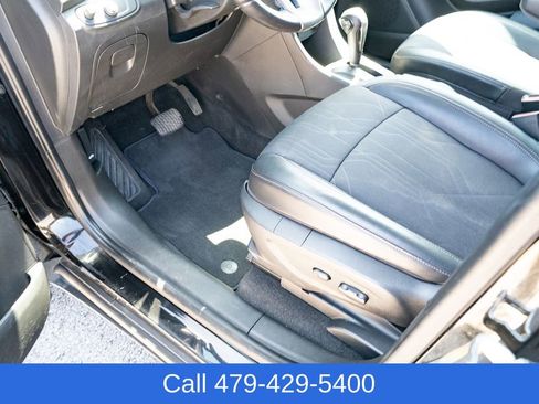 Used 2020 Chevrolet Trax LT w/ LT Convenience Package AWD/4WD image 28
