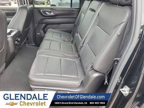 Certified 2024 Chevrolet Suburban LT AWD/4WD image 21