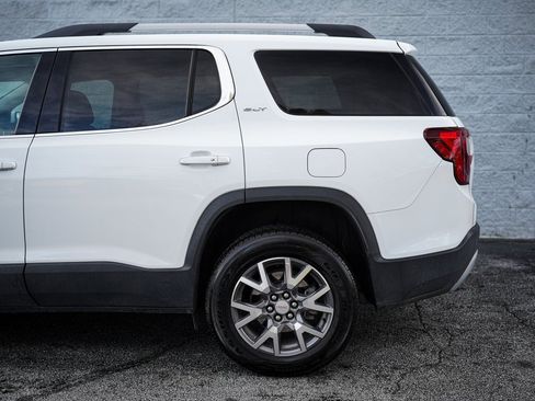 Used 2023 GMC Acadia SLT image 11