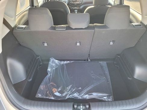 Used 2025 Kia Soul LX FWD image 7