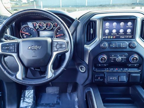 Used 2022 Chevrolet Silverado 1500 RST w/ Convenience Package II image 3