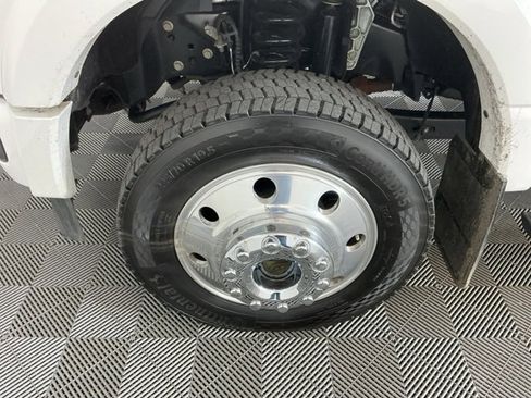 Used 2025 Ford F450 Platinum w/ FX4 Off-Road Package image 34