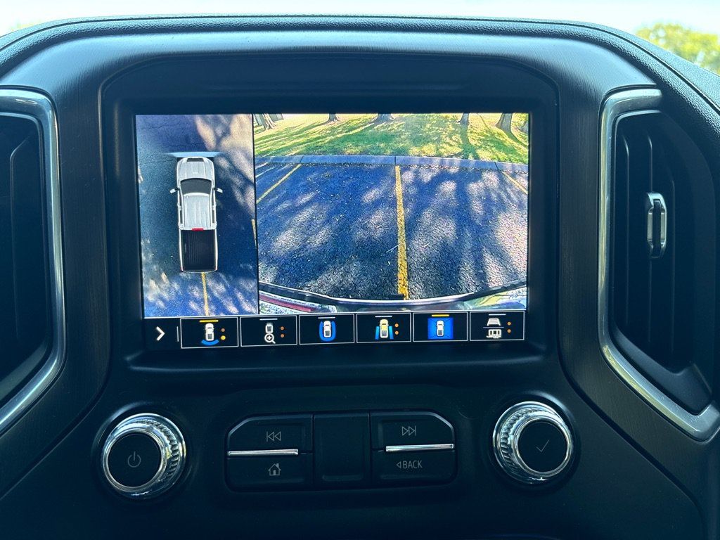 Used 2021 GMC Sierra 2500 AT4 w/ AT4 Premium Plus Package AWD/4WD image 29