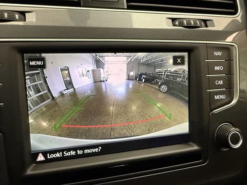 Used 2017 Volkswagen Golf Alltrack SEL AWD/4WD image 14