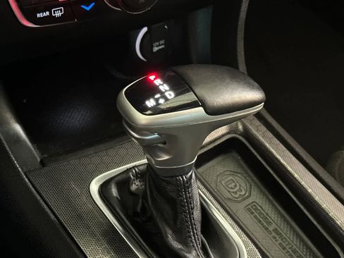 Used 2018 Dodge Charger SXT Plus RWD image 24