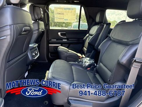 New 2026 Ford Expedition Platinum w/ Stealth Appearance Package AWD/4WD image 13