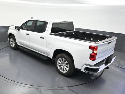 Used 2023 Chevrolet Silverado 1500 Custom RWD image 17