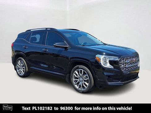 Used 2023 GMC Terrain Denali w/ Denali Premium Package AWD/4WD image 1