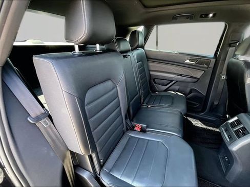 Used 2023 Volkswagen Atlas Cross Sport SEL Premium R-Line AWD/4WD image 29
