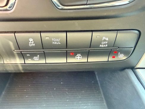 Used 2019 RAM 1500 Warlock AWD/4WD image 28