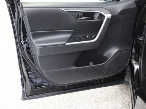 Used 2023 Toyota RAV4 LE FWD image 12