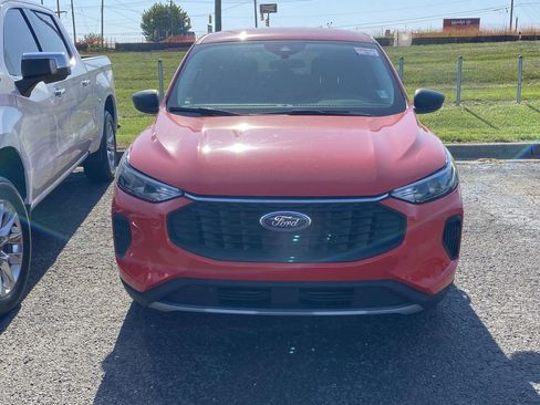Used 2024 Ford Escape Active FWD image 2
