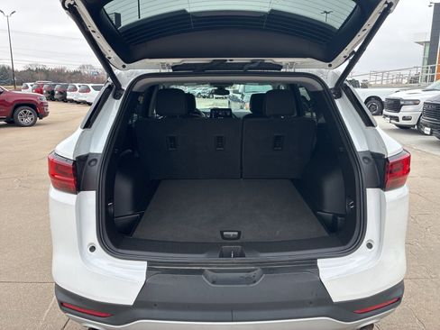 Used 2023 Chevrolet Blazer LT w/ Convenience Package image 5