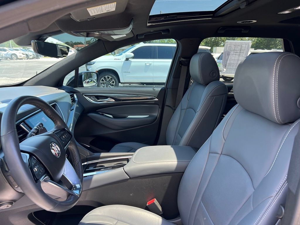 Used 2023 Buick Enclave Premium w/ Experience Buick Package FWD image 7