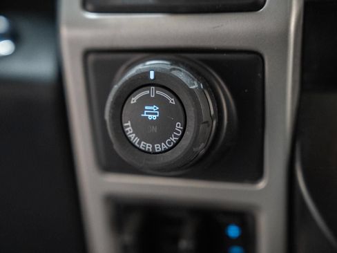 Used 2016 Ford F150 Lariat w/ Equipment Group 502A Luxury AWD/4WD image 30