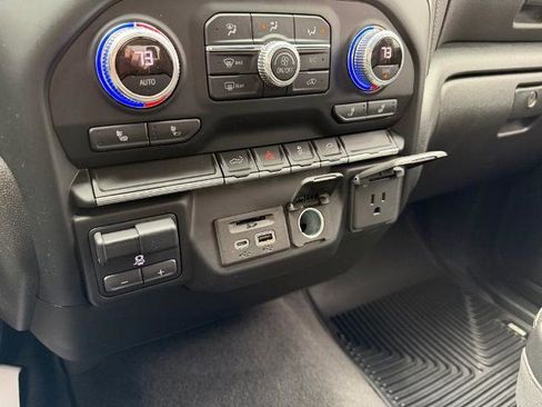 Certified 2022 GMC Sierra 1500 SLT AWD/4WD image 25