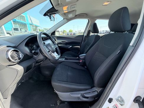 Used 2024 Nissan Kicks SV FWD image 20