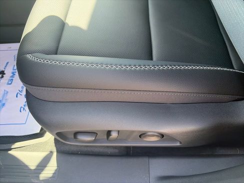 New 2027 GMC Terrain Denali w/ LPO, Floor Liner Package AWD/4WD image 18