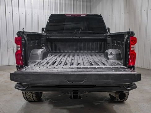 Used 2022 Chevrolet Silverado 2500 Custom w/ Custom Value Package image 59