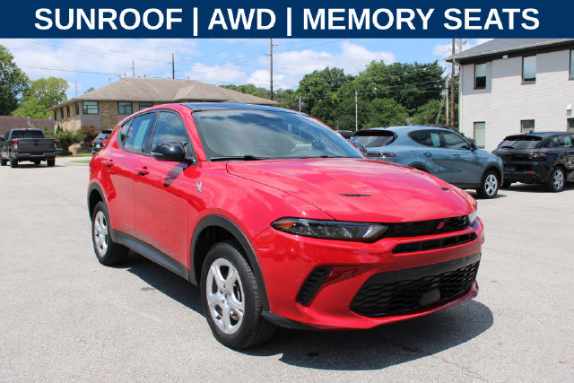 Used 2025 Dodge Hornet GT w/ GT Plus Package AWD/4WD image 2