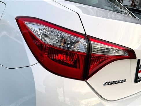 Used 2016 Toyota Corolla LE image 27