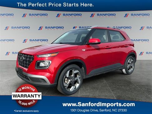 Used 2022 Hyundai Venue SEL image 1