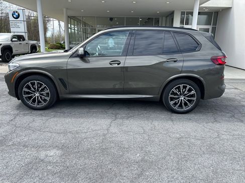 Certified 2023 BMW X5 xDrive40i w/ M Sport Package AWD/4WD image 2