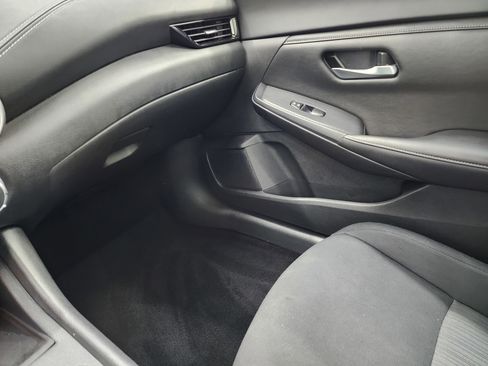 Used 2023 Nissan Sentra SV image 13