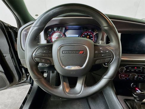 Used 2019 Dodge Charger GT w/ Blacktop Package image 9