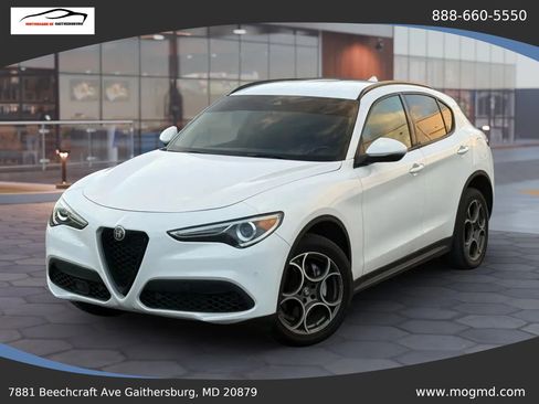 Used 2022 Alfa Romeo Stelvio Sprint AWD/4WD image 1