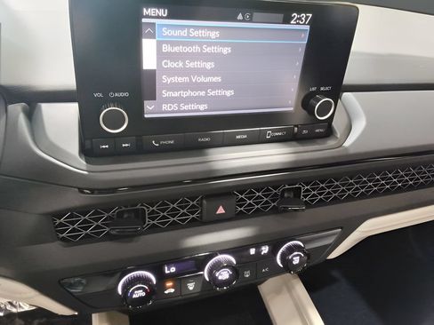 Used 2025 Honda Accord LX image 30