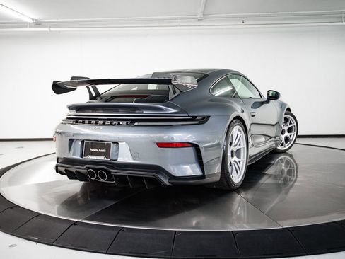 New 2026 Porsche 911 GT3 RWD image 7