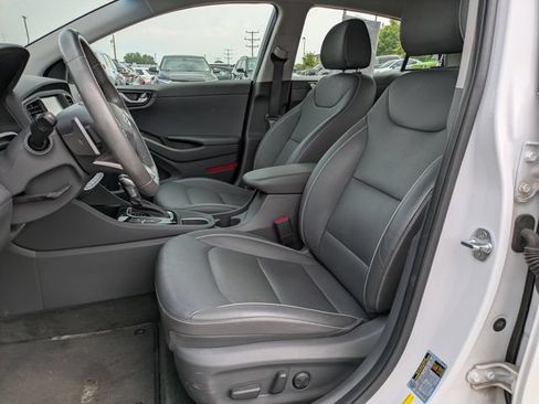 Used 2019 Hyundai Ioniq Limited FWD image 7