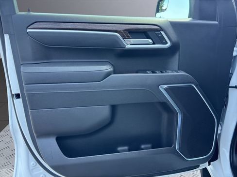 Used 2026 GMC Sierra 1500 SLE RWD image 13