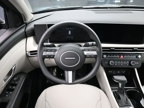 New 2026 Hyundai Tucson SE image 22