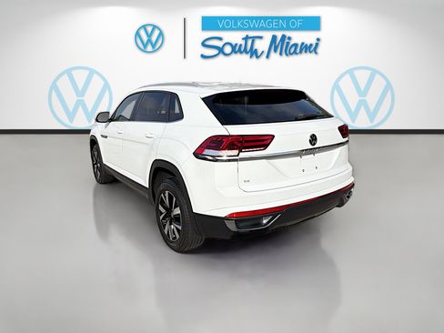 Used 2022 Volkswagen Atlas Cross Sport SE FWD image 5
