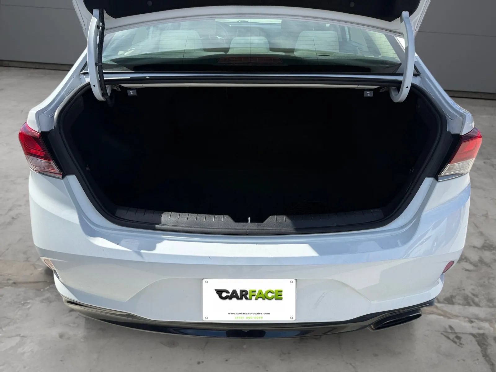 Used 2019 Hyundai Sonata SEL w/ Tech Package 02 FWD image 10