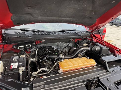 Used 2015 Ford F150 XL w/ Equipment Group 101A Mid AWD/4WD image 14