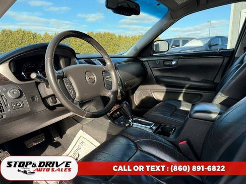 Used 2009 Cadillac DTS image 12