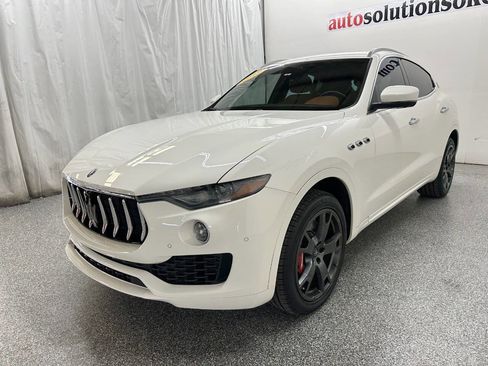 Used 2019 Maserati Levante S image 3