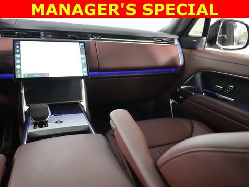 Used 2025 Land Rover Range Rover SE AWD/4WD image 50