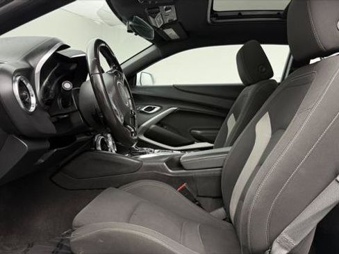 Used 2023 Chevrolet Camaro LT RWD image 14