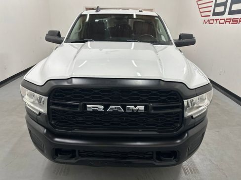 Used 2019 RAM 3500 Tradesman RWD image 3