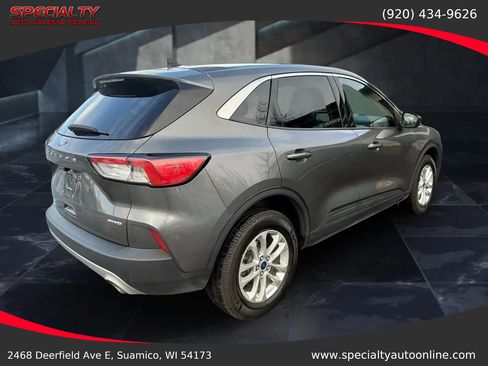 Used 2022 Ford Escape SE w/ Cold Weather Package image 9
