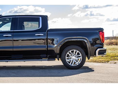 Used 2019 GMC Sierra 1500 SLT w/ SLT Premium Plus Package image 39